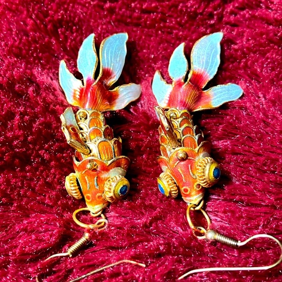 Vintage Enamel Articulated Koi Fish Earrings - Picture 3 of 8